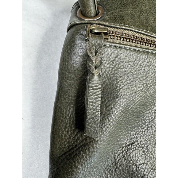 Sand + Charcoal Bexley L Shape Crossbody Lux Collection - Picture 5 of 12